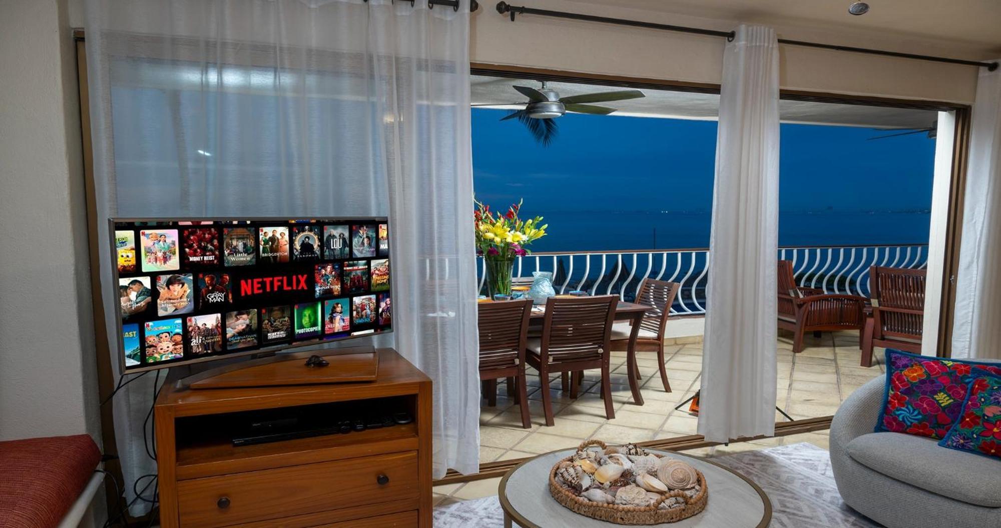 Ocean Front, 3 Bedroom, 3 Bathroom, Casa Natalia, Playa Esmeralda ปูแอร์โตบาญาร์ตา ภายนอก รูปภาพ